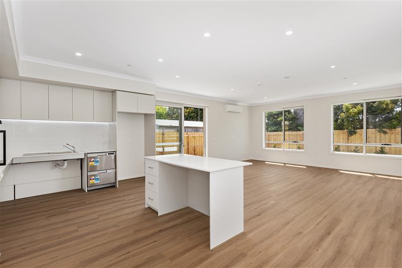 Unique opportunity - spacious 2 bed home in Morwell — Home image 3