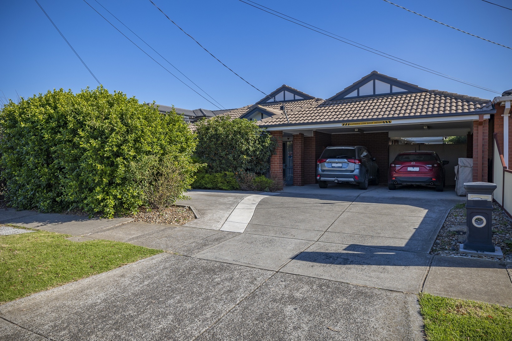 Spacious and tranquilent living in Deer Park with friendly housemates. in Deer Park