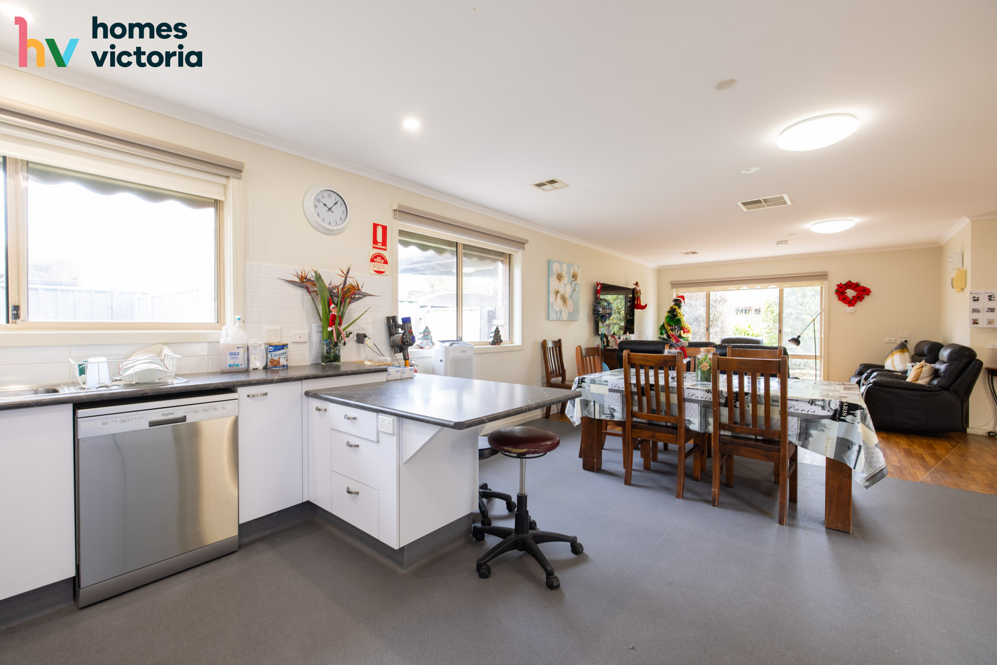Peaceful living in sunny Sunbury — Home image 7