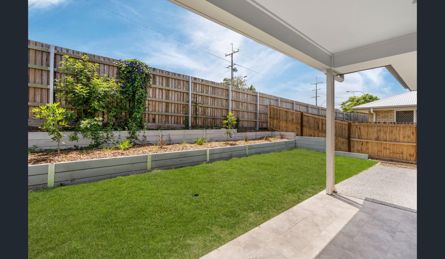 Comfort & Independence in Slacks Creek: Exceptional SDA Home. — Home image 7