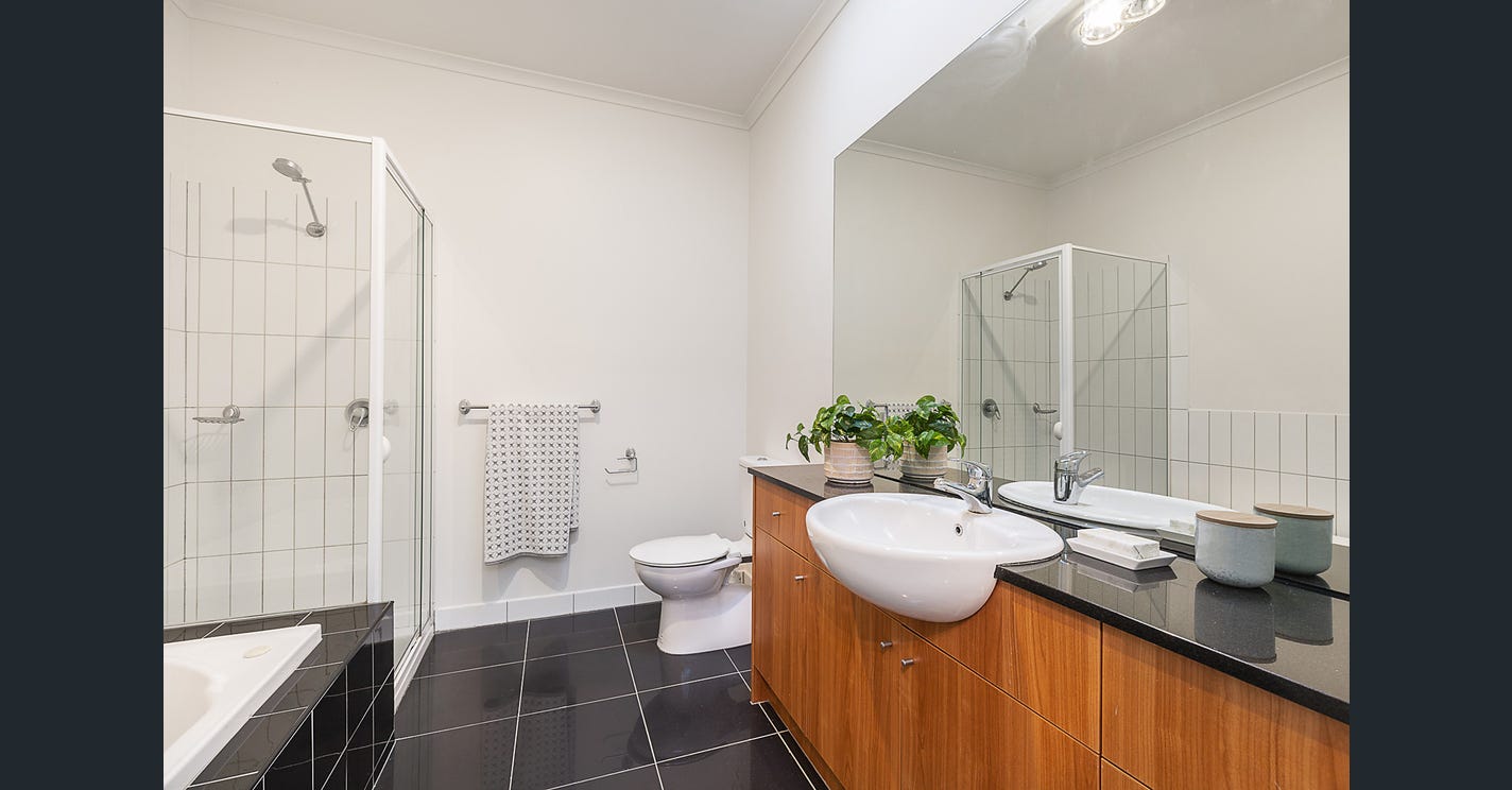 Henty House Hawthorn — Home image 4