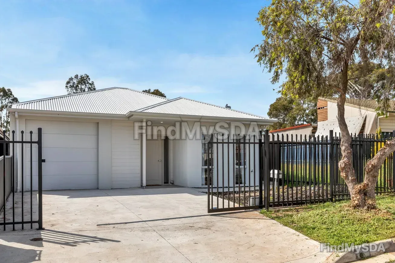 Paginton Crescent — Home image 2