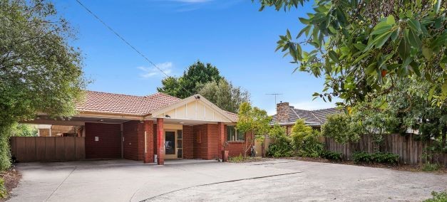 Family home feel in this spacious home located in Blackburn North. in Blackburn North