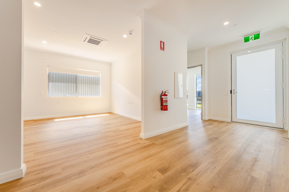 Breathtaking Oceanfront Living in Mindarie — Home image 14