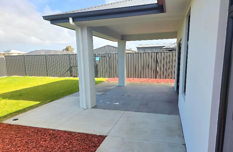 3 BR High Physical Support House with 2 Living Areas – Murray Bridge — Home image 5