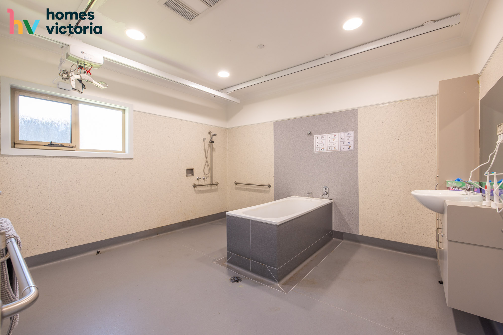 Room to move and high quality supports in this spacious robust built home — Home image 12