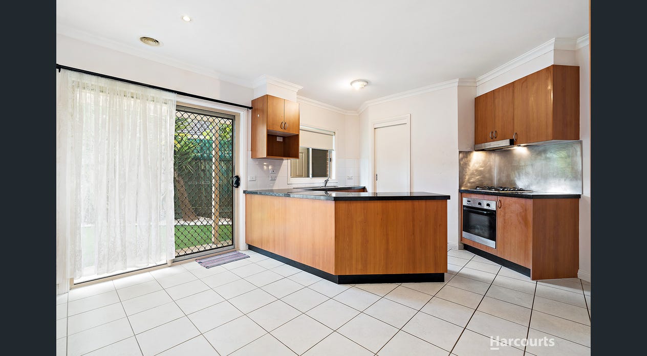 SIL home in Noble Park area (very close to Clayton) — Home image 4