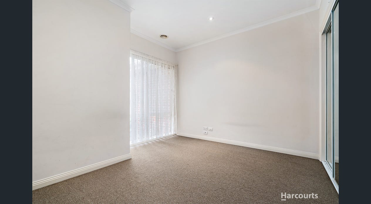 SIL home in Noble Park area (very close to Clayton) — Home image 6