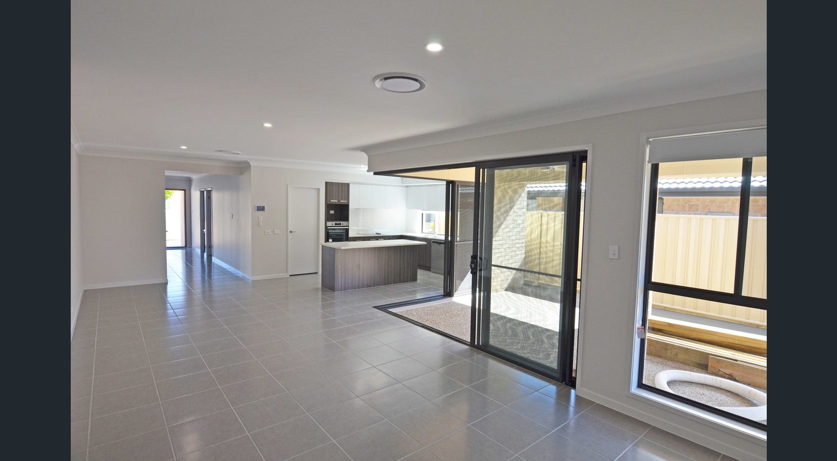 Female SIL Vacancy. Prime Location! — Home image 3