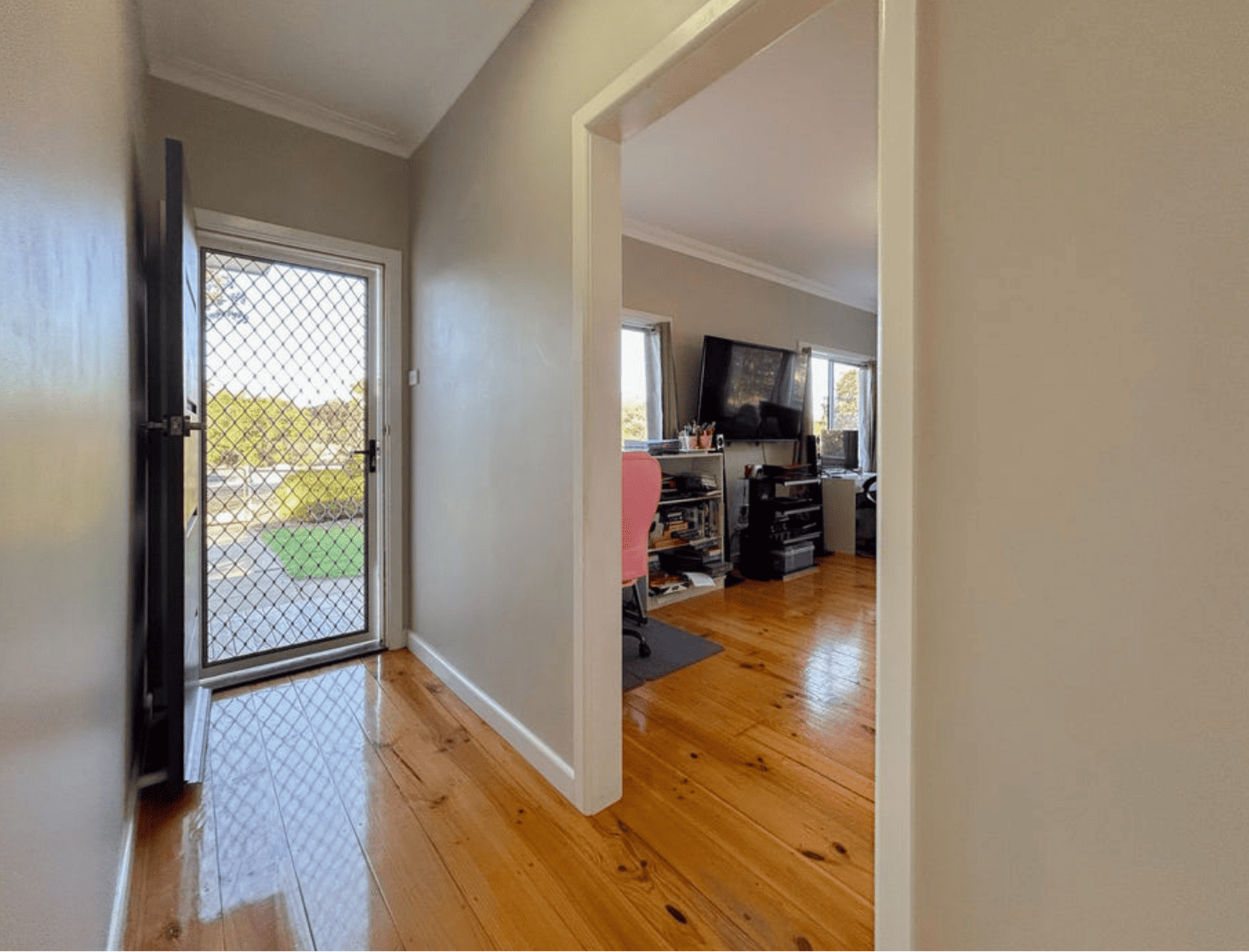 Berriwillock Regional Home on Two Titles – Space That Works — Home image 4