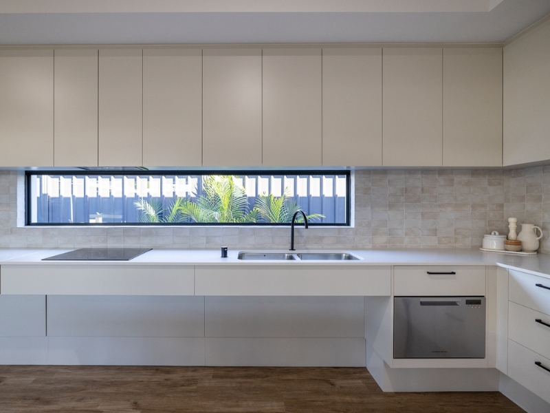 Side by Side - Two Spacious 2-Bedroom homes for sharing. Disability Accommodation — Home image 7