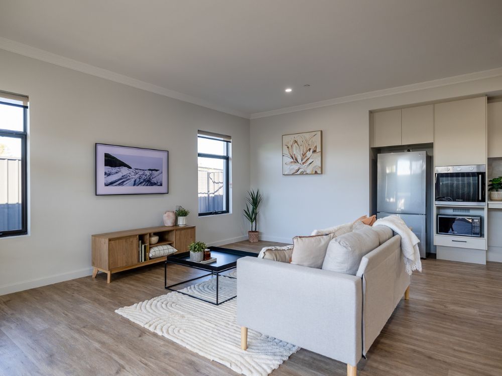 Side by Side - Two Spacious 2-Bedroom homes for sharing. Disability Accommodation — Home image 10