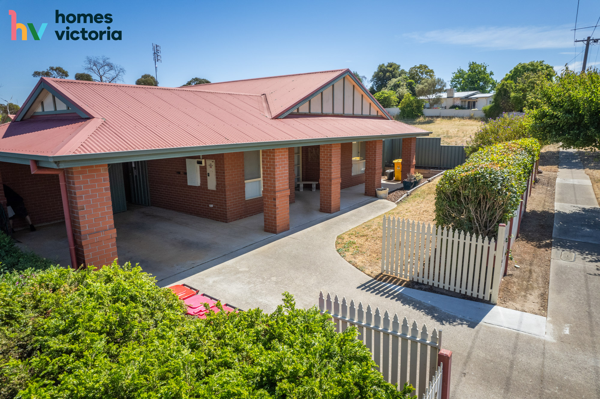 Spacious living amongst trees and gardens in Stawell
