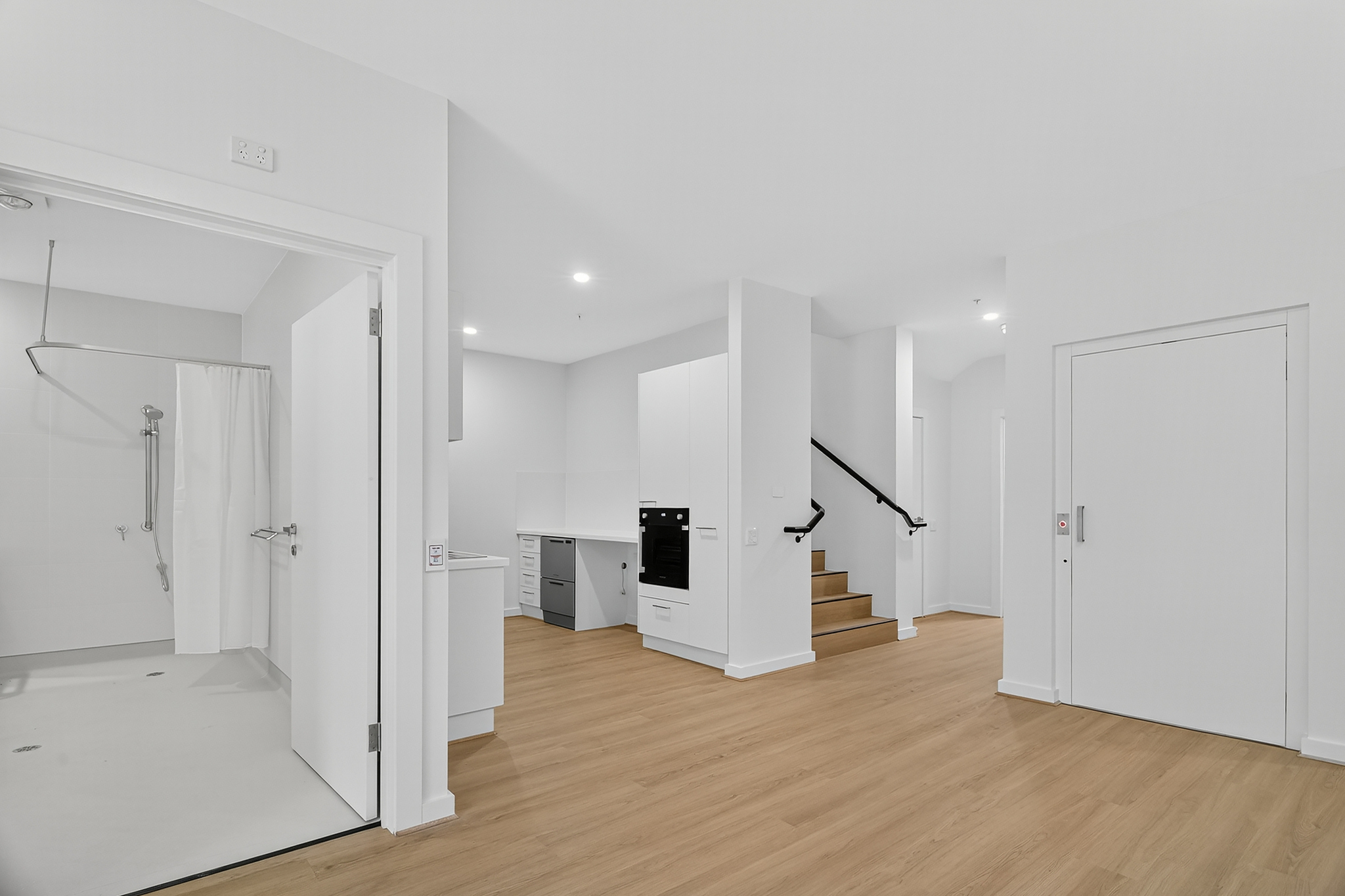 Flawless 5-Star HPS Villas in Adelaide’s Heart! in Fullarton