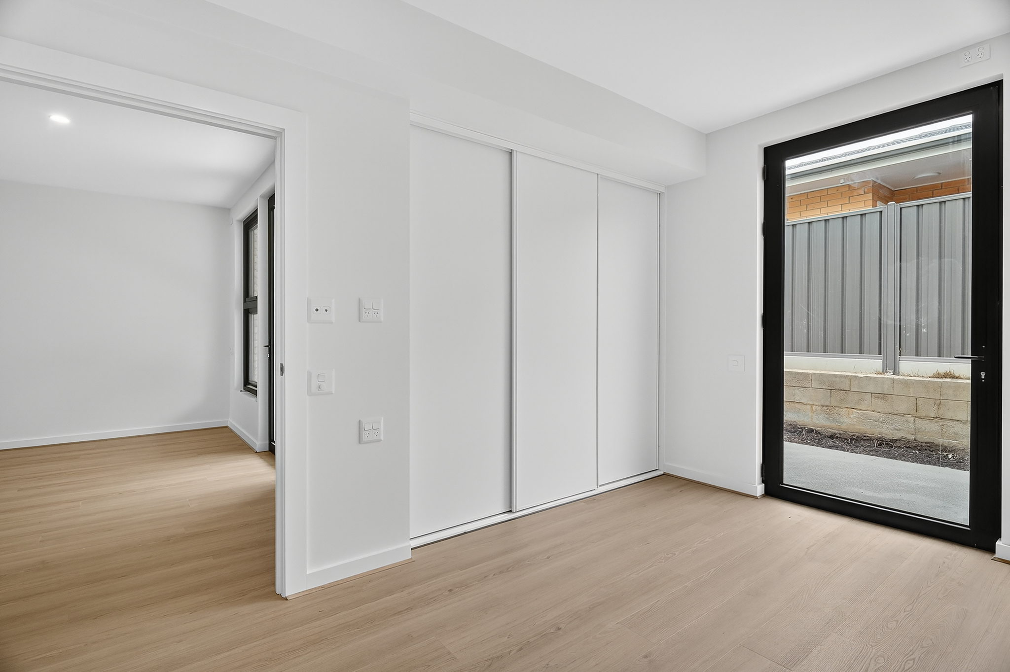 Flawless 5-Star HPS Villas in Adelaide’s Heart! — Home image 11