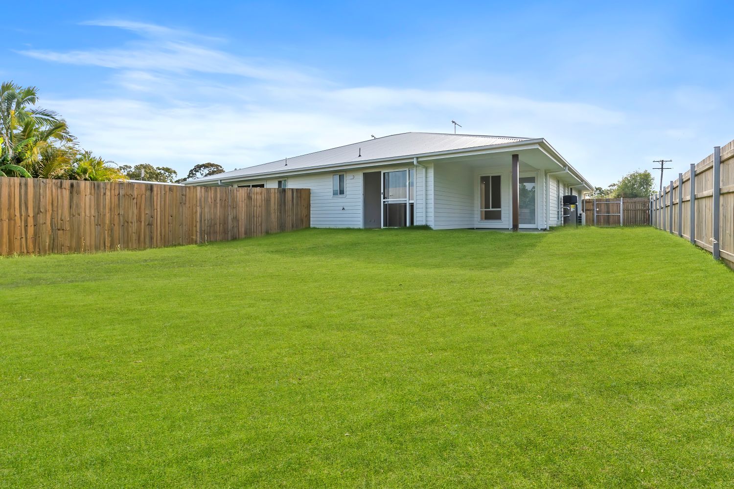 Urangan, Hervey Bay QLD - Robust Duplex (Villa One) — Home image 18