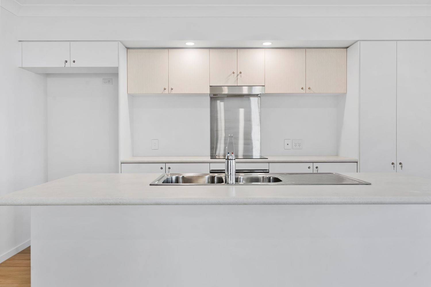 Urangan, Hervey Bay QLD - Robust Duplex (Villa One) — Home image 29