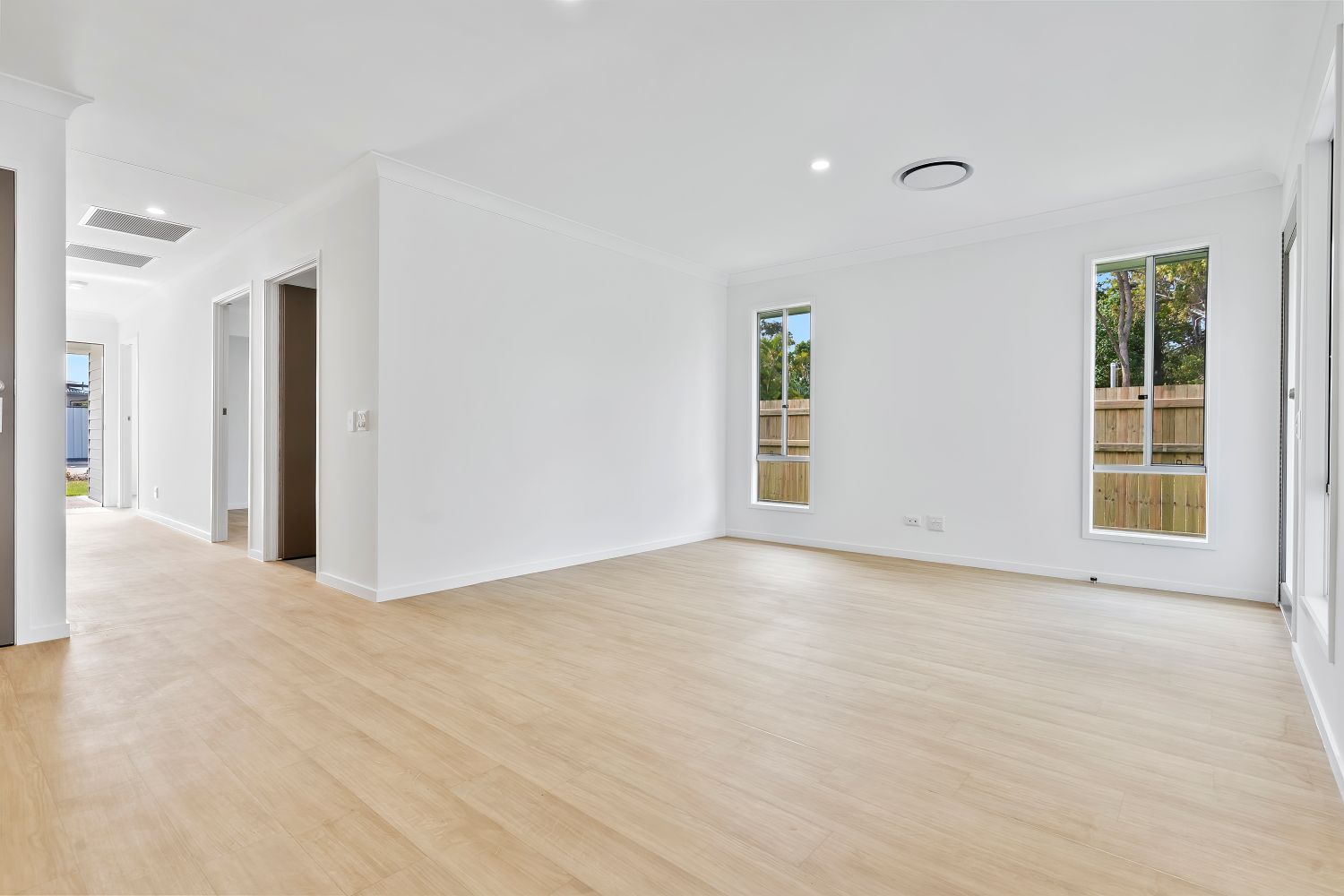 Urangan, Hervey Bay QLD - Robust Duplex (Villa One) — Home image 30