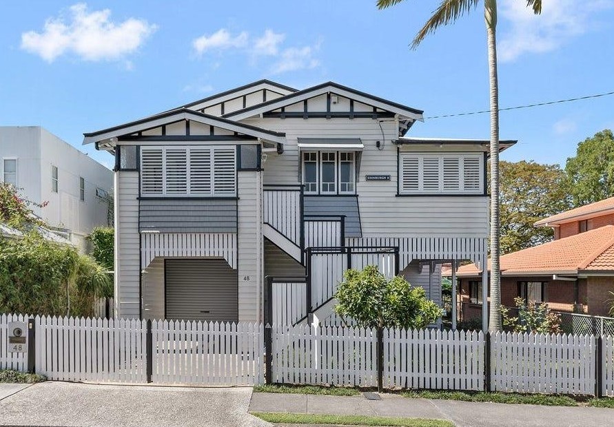 Woolloongabba - STA, MTA, SIL in Woolloongabba
