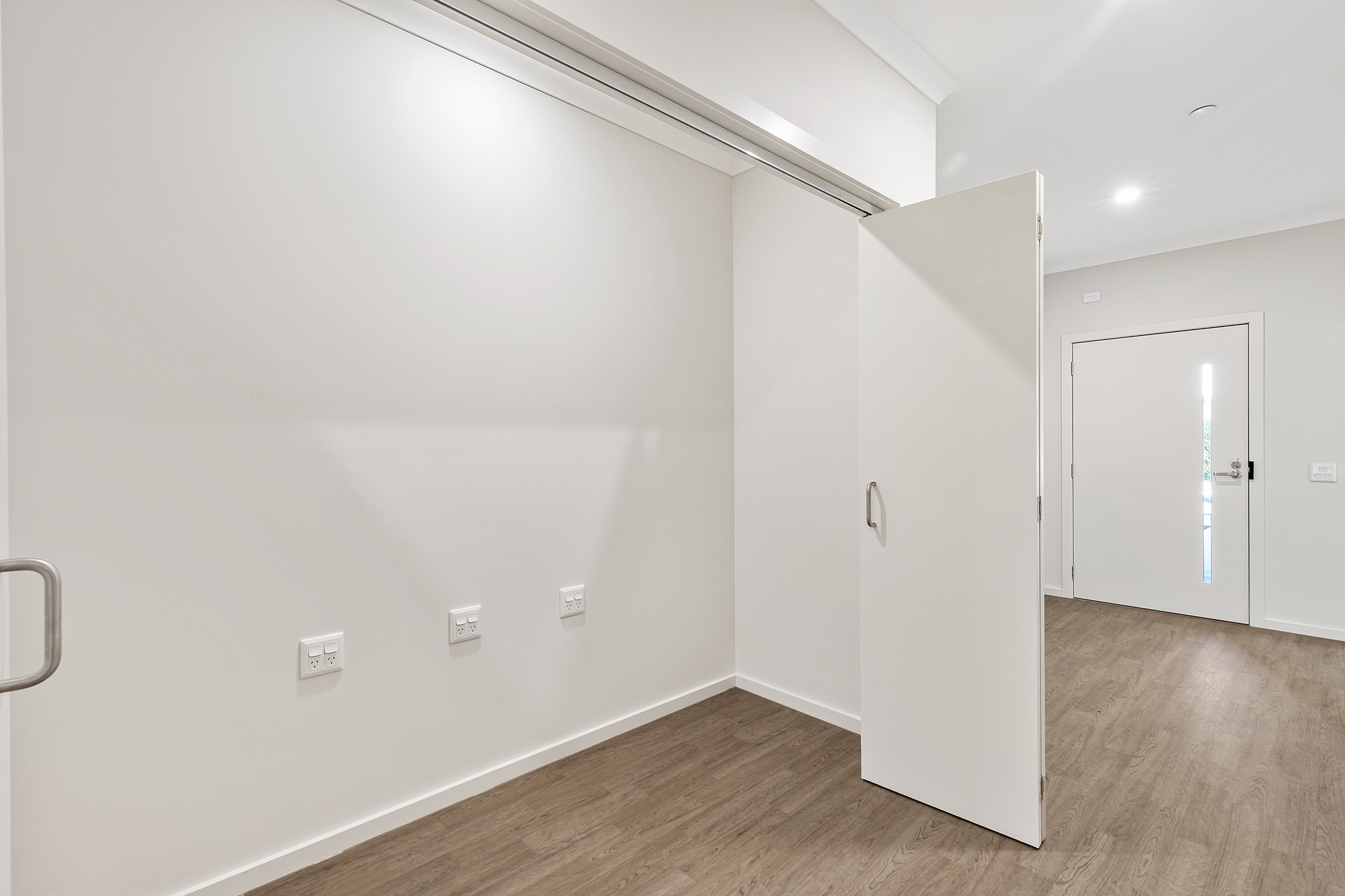 Brand new and beautiful! — Home image 14