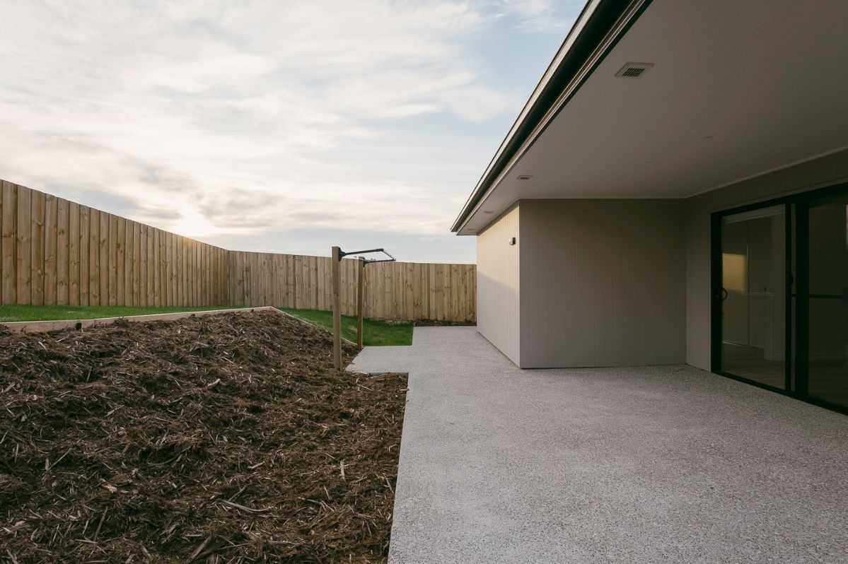 Modern 3-Bedroom HPS Newfield Road, Rokeby TAS — Home image 15