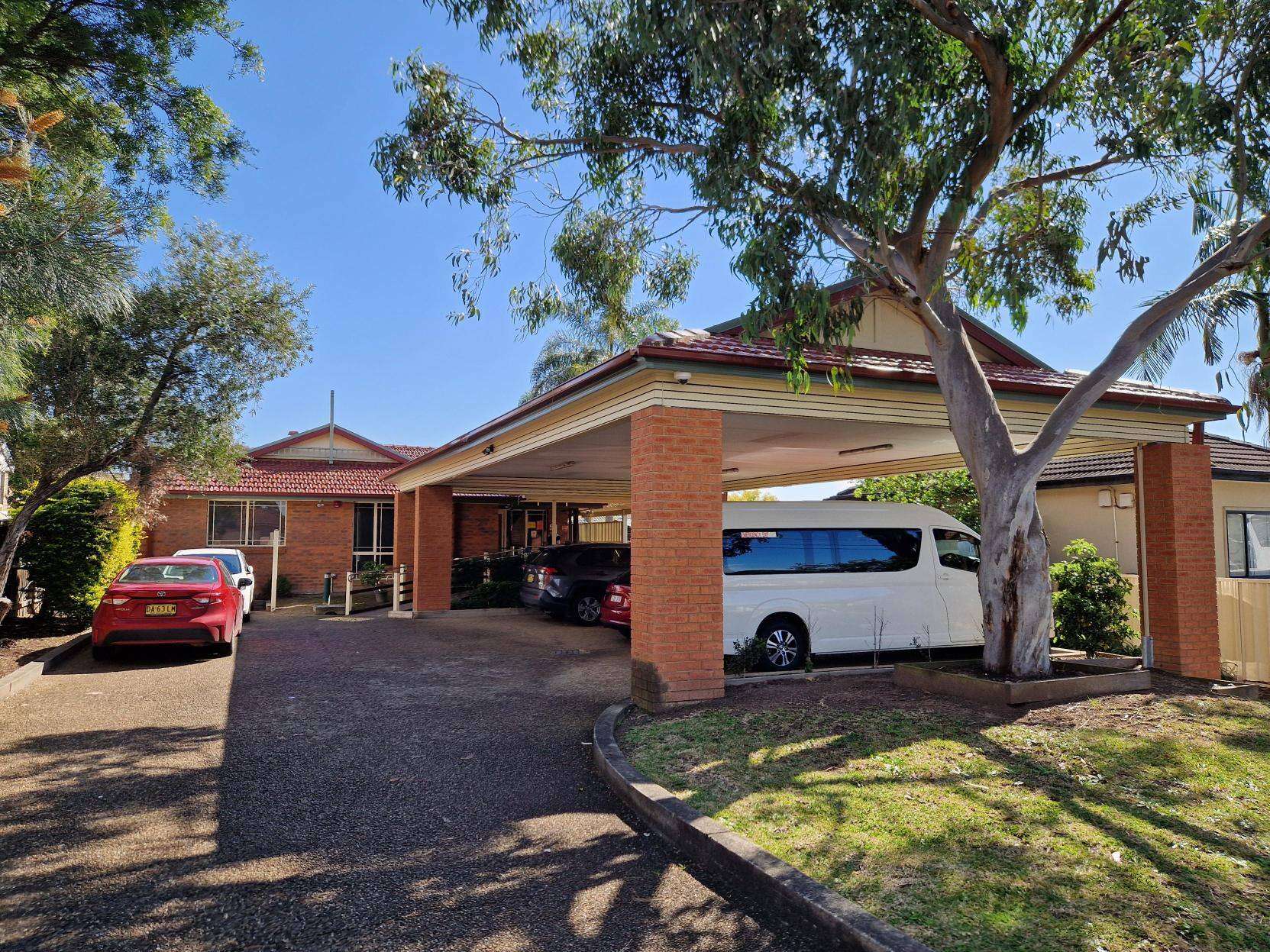 Wesley Woodward — Home image 1