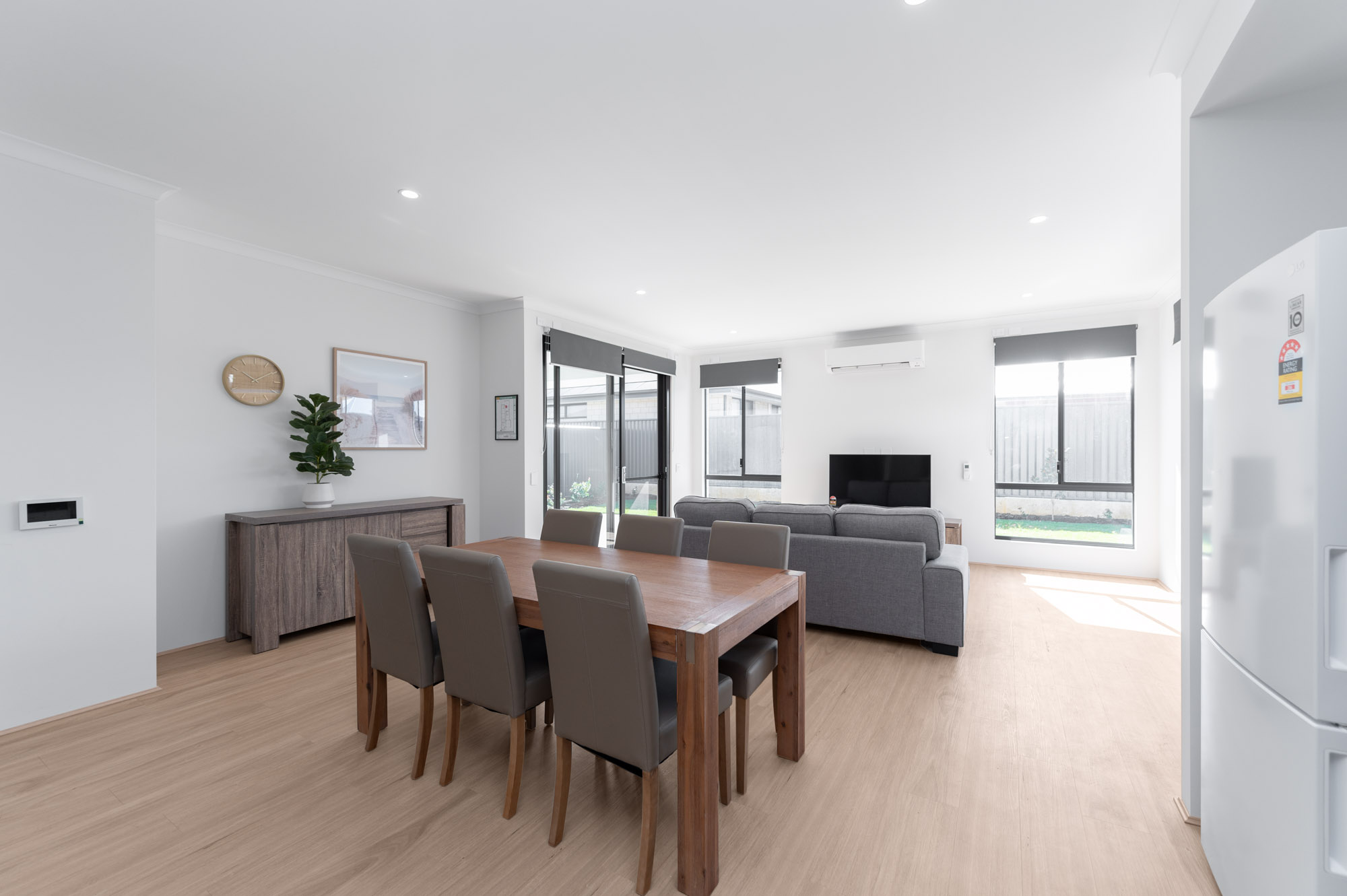 Modern SDA HPS 3 Residence House with OOA for Rent — Home image 6