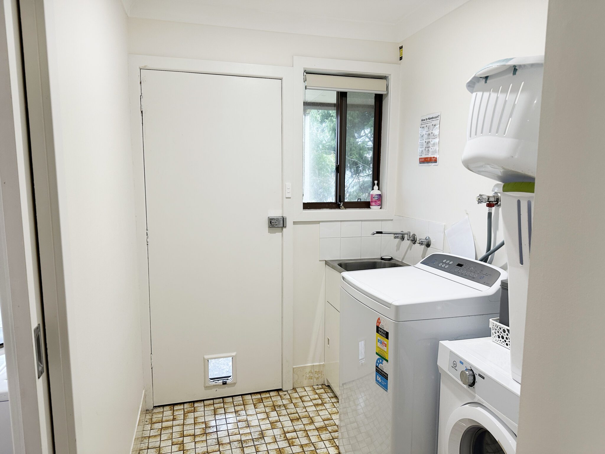 Single occupancy 2 bed villa, designed for Independent living in a great location — Home image 11
