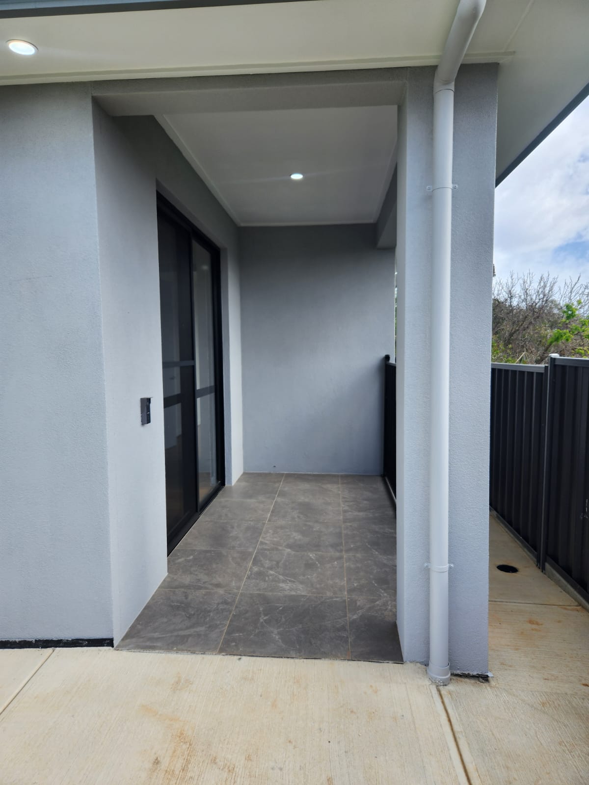 Modern Villa in Elizabeth North — Home image 7