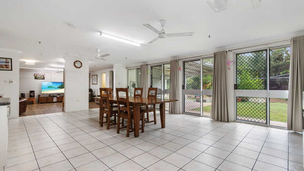 Discover Tranquil Living at Forrest Beach, Allingham — Home image 3