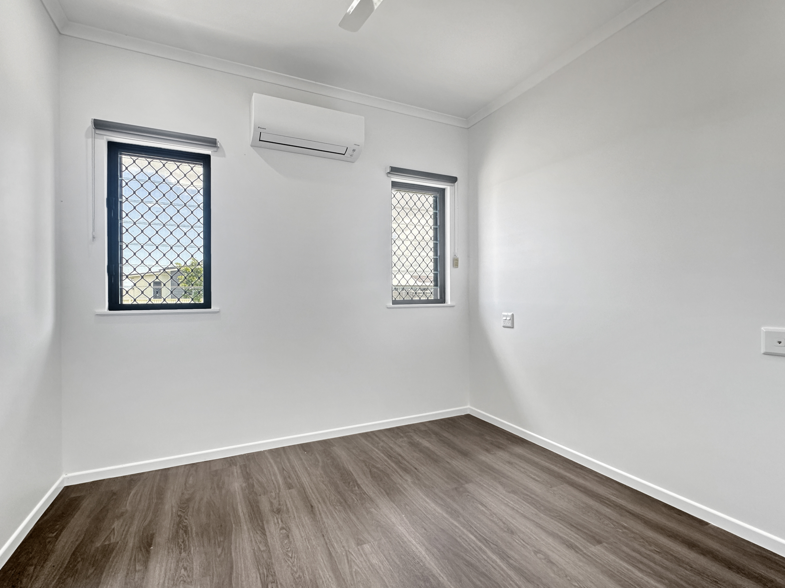 Mount Low, Townsville QLD - High Physical Support House in Mount Low