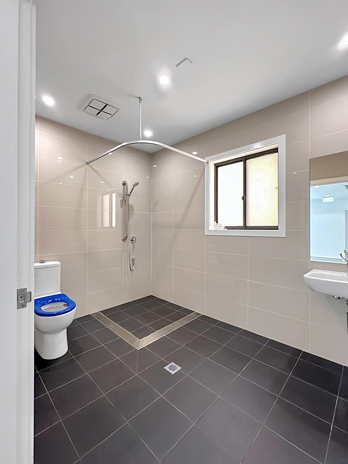 Available NOW: Hybrid Home Cabramatta NSW 2166 — Home image 2