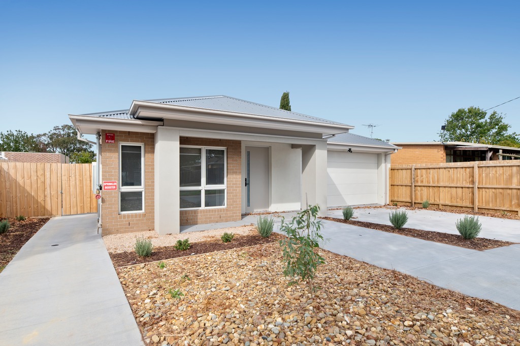 Cranbourne (Taylor Street) — Home image 2