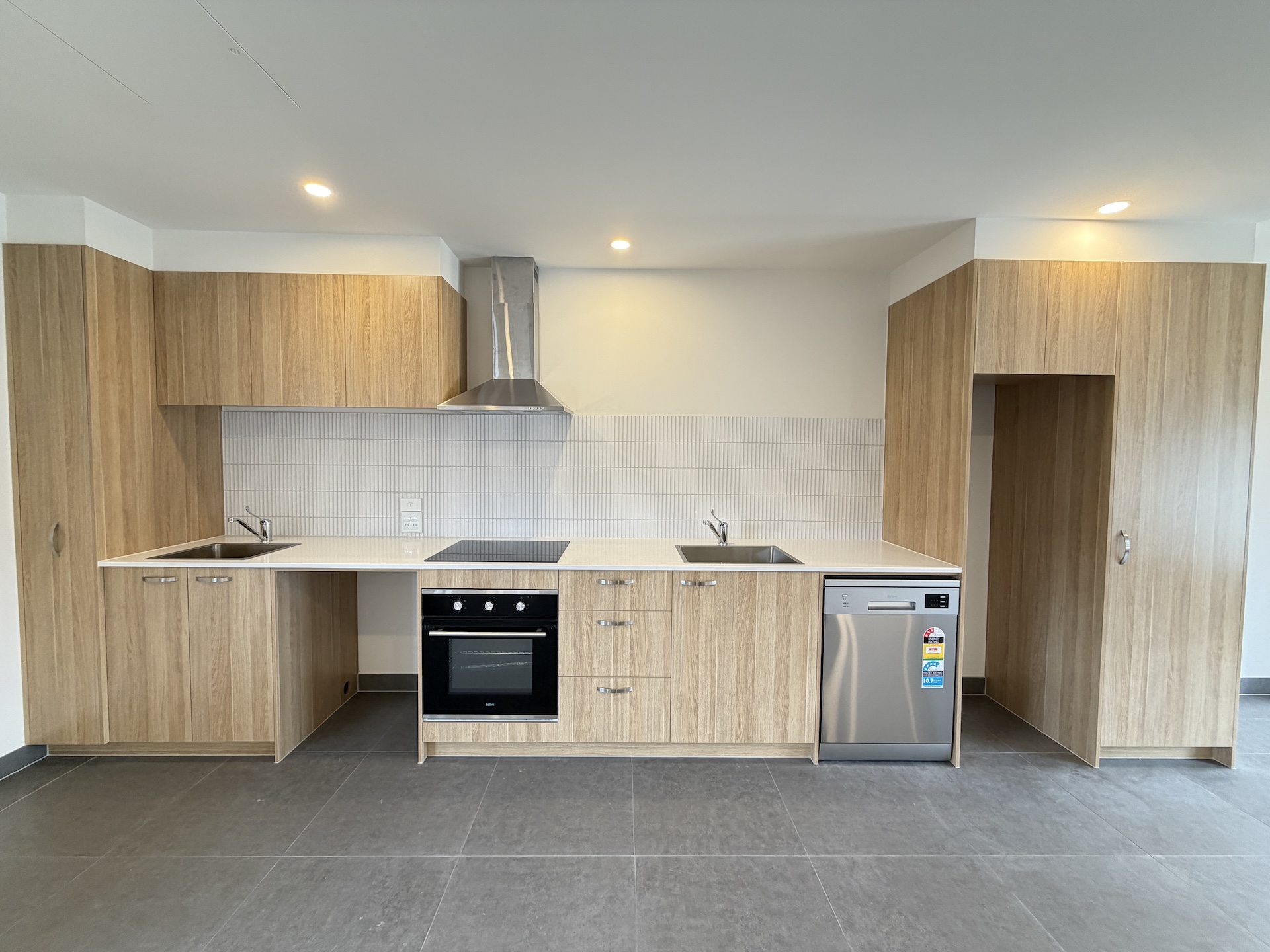 Rare Opportunity: SDA Homes in Prime Thomastown Location! in Thomastown